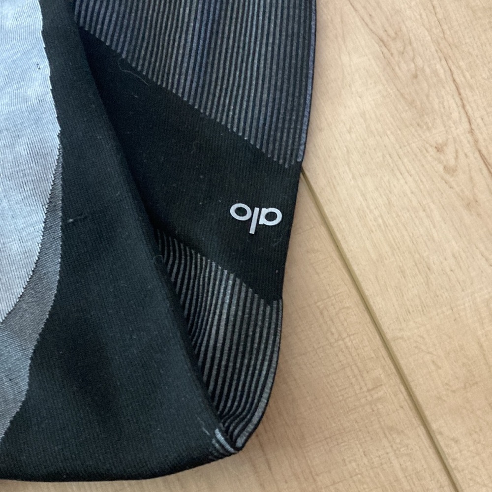 ALO Rib top high waisted leggings - Picture 2 of 6